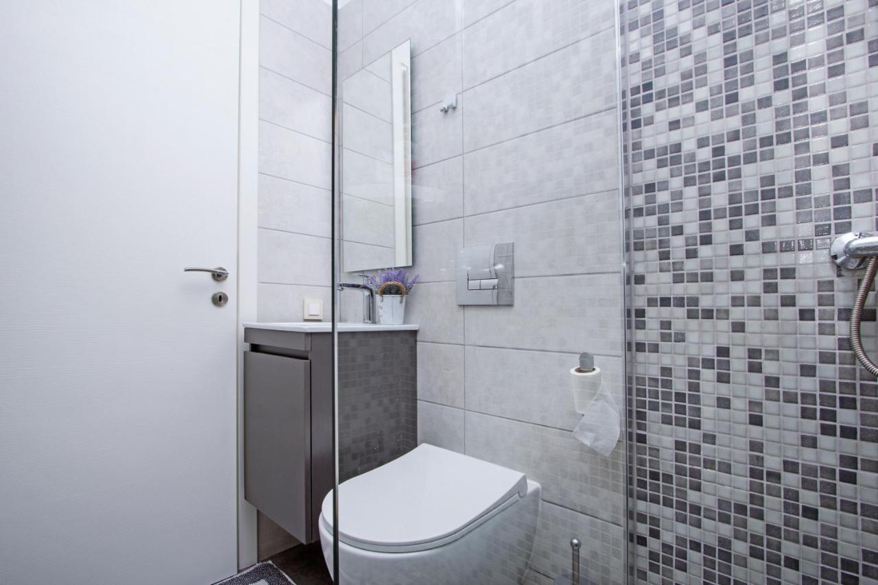 Athena Luxury Apartments Mesongí Exteriör bild